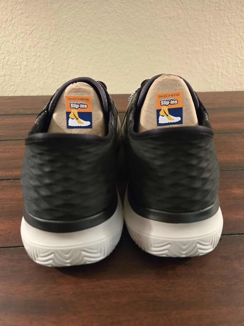Skechers casual boat